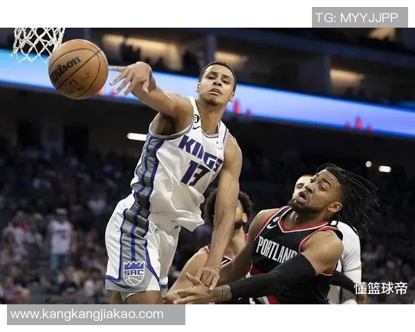 武汉篮球队在大师赛中的力量展现与战术分析深度点评 武汉篮球队在大师赛中的力量展现与战术分析深度点评